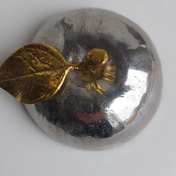 Michael ARAM Silver and Red Apple-Shaped Bowl with Spoon - Picture 7 of 9